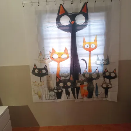 Casita De Gatas Olia * بلايا ديل إنغلز